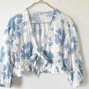 XS white and blue blouse. Barely used(maybe once).